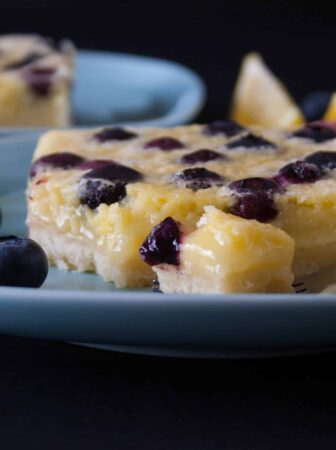 lemon blueberry squares