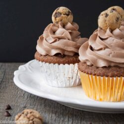 CHOCOLATE CHIP COOKIE CUPCAKES. A soft, moist and flavorful cookie butter cupcake topped with a chocolate cookie frosting. The ultimate chocolate chip cookie lover's dream!