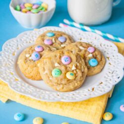 These delicious soft and chewy cookies are filled with crunchy M&M's and creamy white chocolate. These cute little cookies are perfect for Easter and Spring.