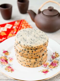 Rich and buttery shortbread with toasty black sesame seeds makes these cookies absolutely sensational!