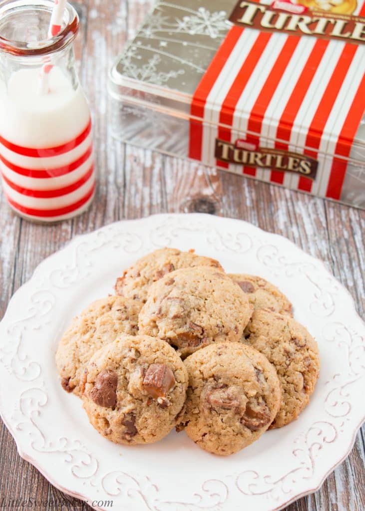 Chewy caramel, nutty pecans and milk chocolate all wrapped up in a delicious little cookie.