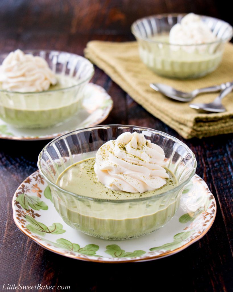 A silky-smooth green tea pudding topped with a sweet white chocolate whipped cream. #matchapudding #greenteapudding #chinesedessert #japanesedessert #matchagreentea