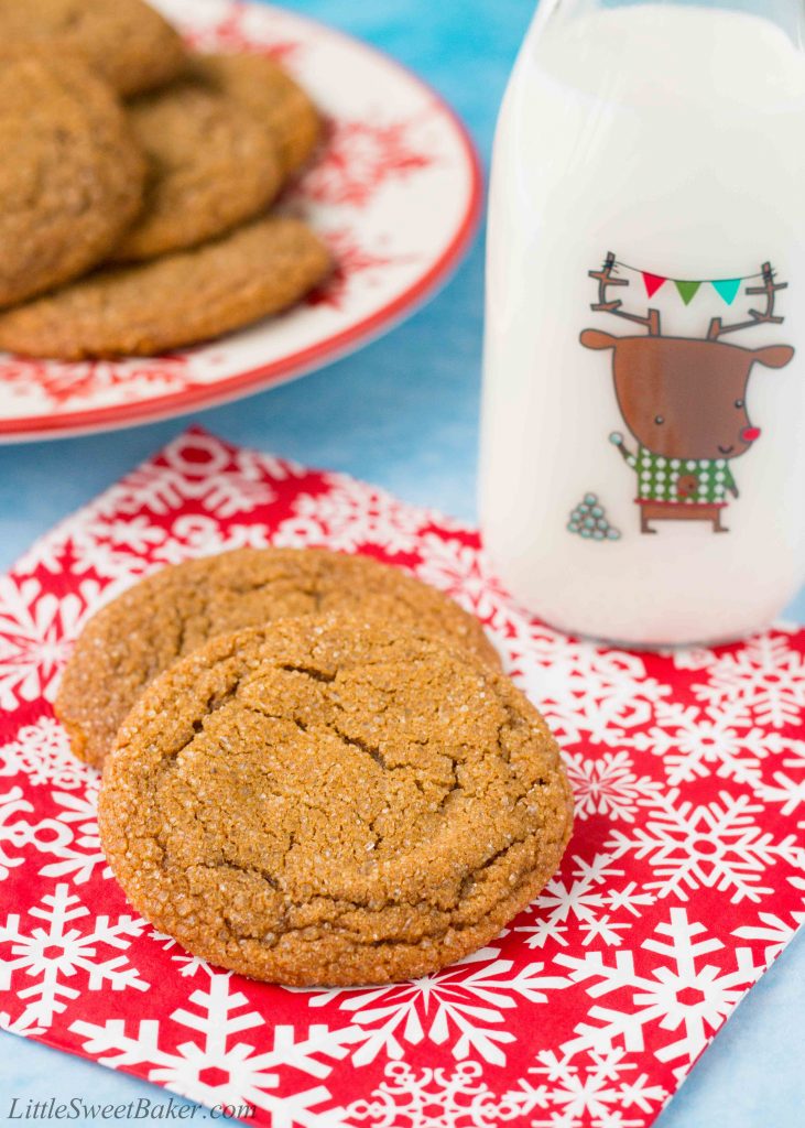 These molasses cookies are perfectly soft and chewy. They are lightly spiced and full of molasses flavor. #molassescookies #gingermolassescookies #softmolassescookies #bestmolassescookies #Christmascookies