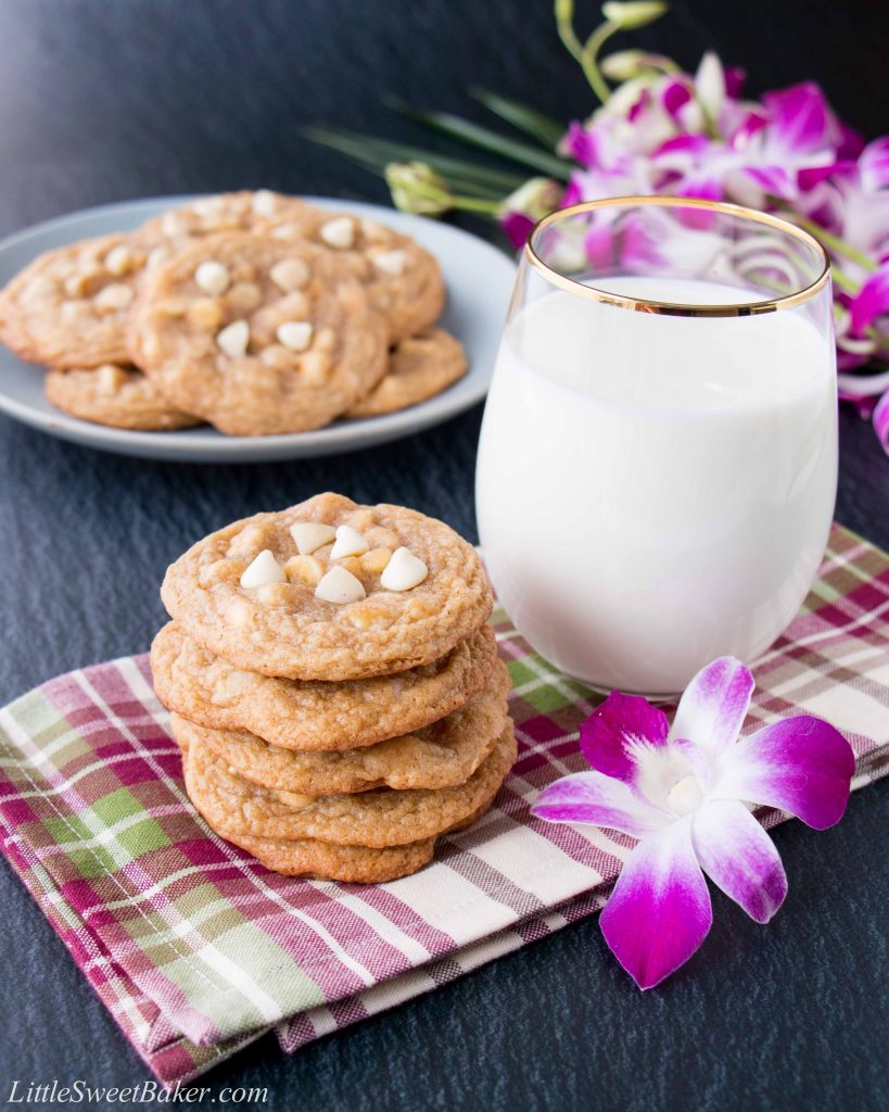 These ultra-chewy cookies are loaded with creamy white chocolate and heavenly macadamia nuts. #whitechocolatemacadamianutcookies #whitechocolatechipcookies #whitechocolatemacadamiacookies #softchocolatechipcookies #chewychocolatechipcookies