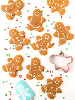 This quick and easy to make gingerbread cookies hold their shape beautifully in the oven and there is no chilling required. #gingerbreadcookies #gingerbreadmen #softgingerbreadcookies