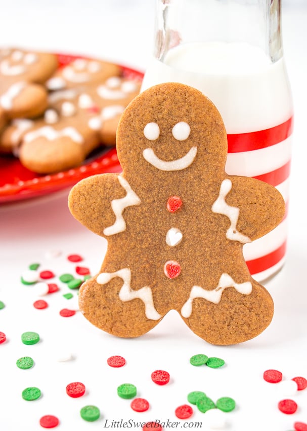 This quick and easy to make gingerbread cookies hold their shape beautifully in the oven and there is no chilling required. #gingerbreadcookies #gingerbreadmen #softgingerbreadcookies