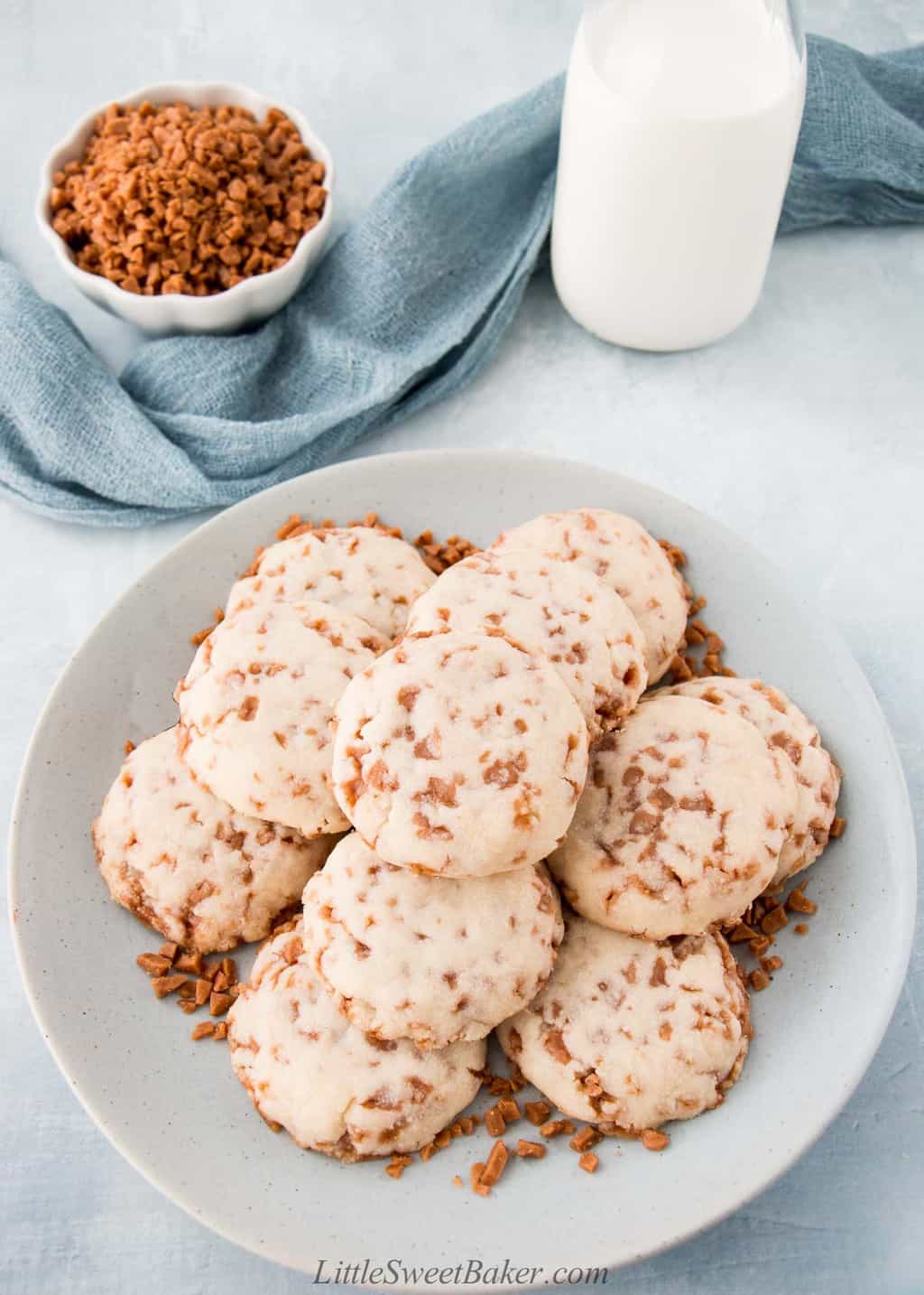Toffee Shortbread Cookies (video) Little Sweet Baker