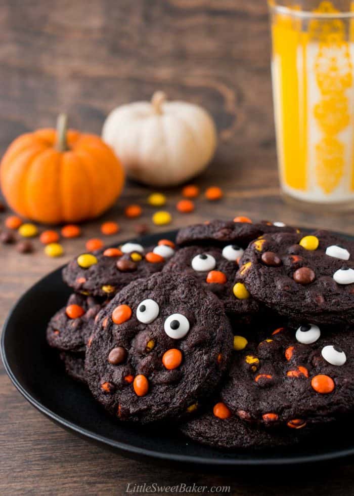 A plate of Reese's Pieces Halloween cookies.